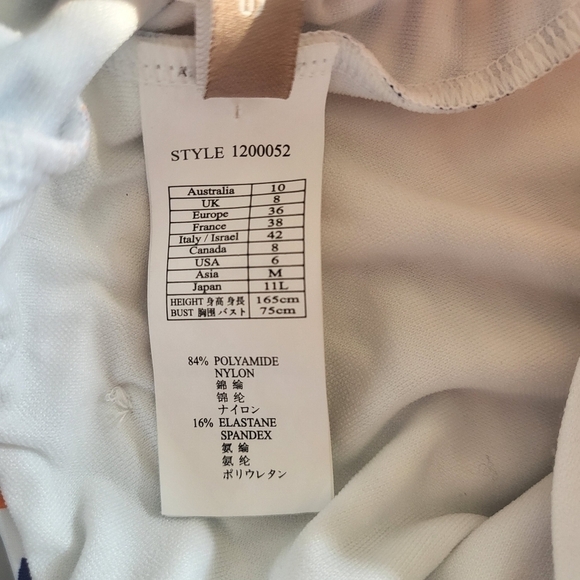 New Sunseeker Printed Front Keyhole Adjustable Spaghetti Strap Swimsuit 6 US - Picture 12 of 16